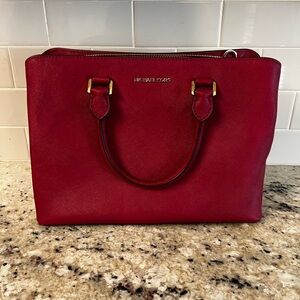 Michael kors savannah tote bag crossbody